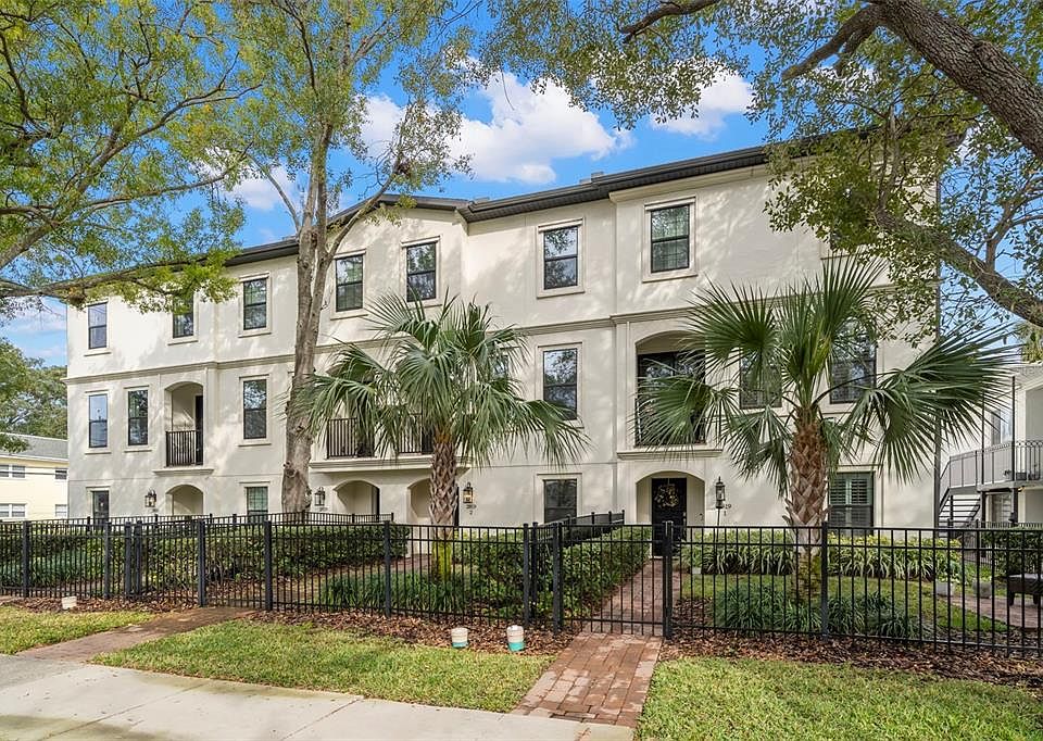 1st image of 2819 W HORATIO STREET #2