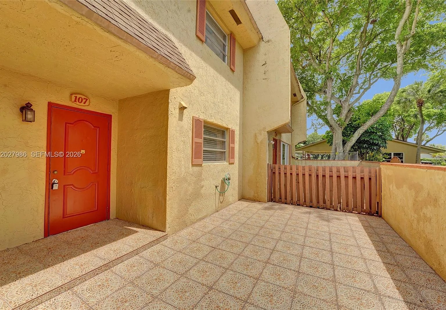 3 bed, 1650 sqft, $3,100 — Photo 2