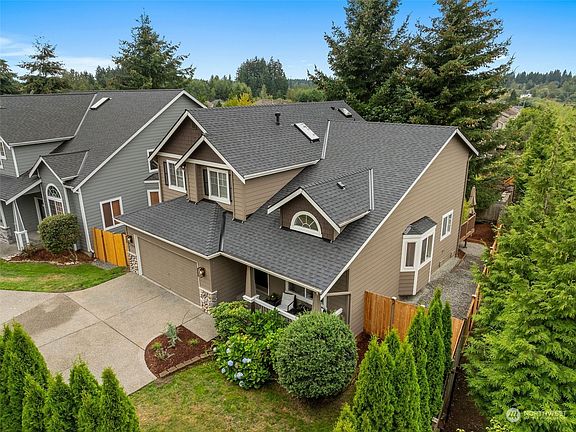 3rd image of 13410 43rd Avenue SE