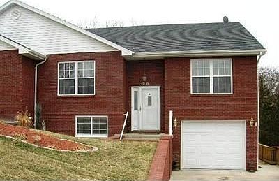 1st image of 2109A Red Oak Dr