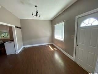 5th image of 208 Armson St