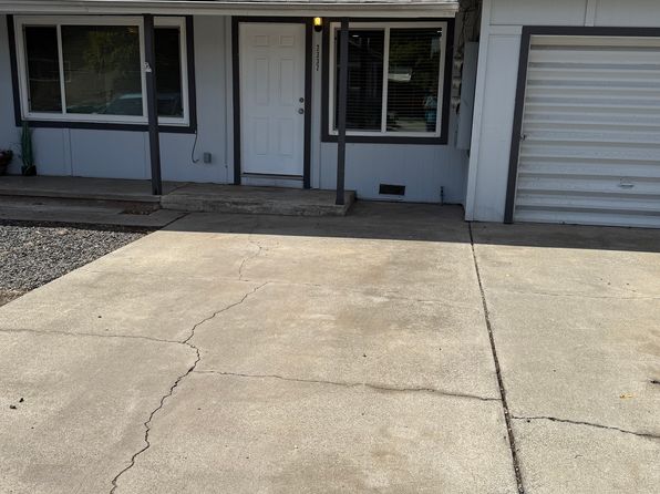 2339 Mariposa Ave #2339