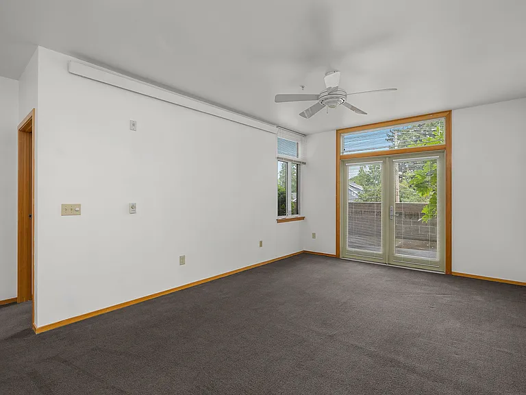 Bookmark Apartments — Photo 16
