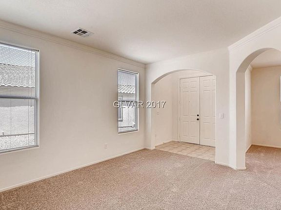 2nd image of 829 Balinese Ave
