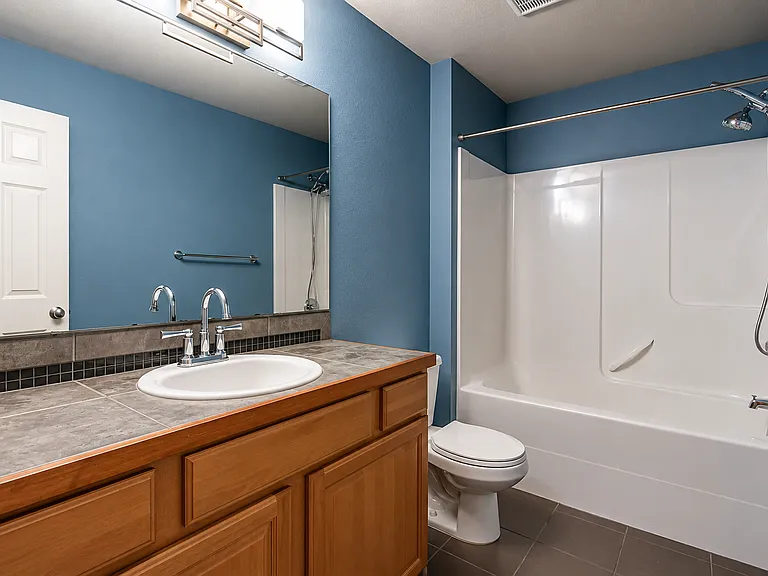 3205 Garnet St SE — Photo 22