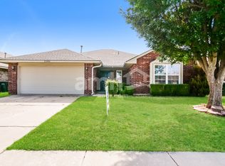 21984 Homesteaders Rd, Edmond, OK 73012