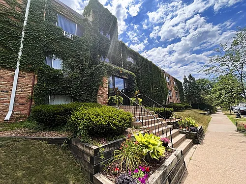 2601 Garfield Ave #101 Photo 1