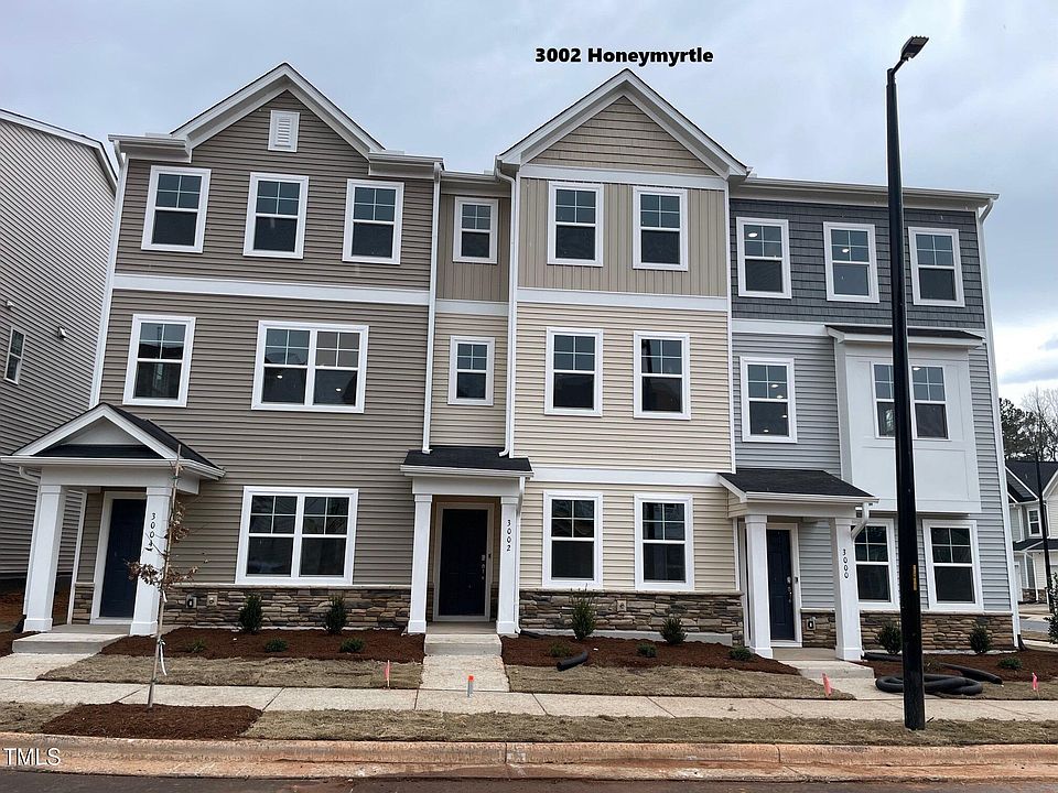 1st image of 3002 Honeymyrtle Ln