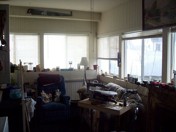 2nd image of 800 Buckeye St