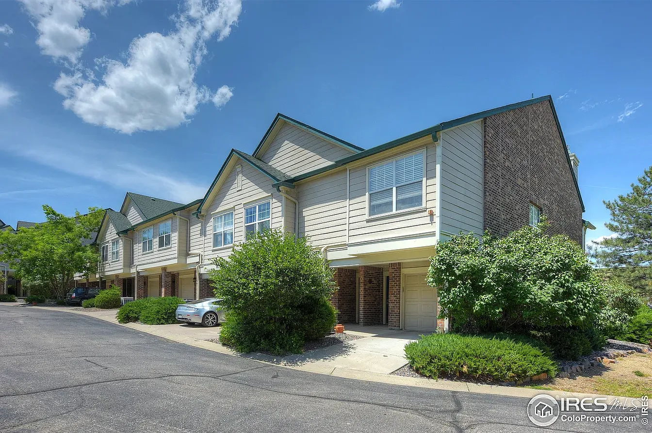 2 bed, 1224 sqft, $2,299 — Photo 1