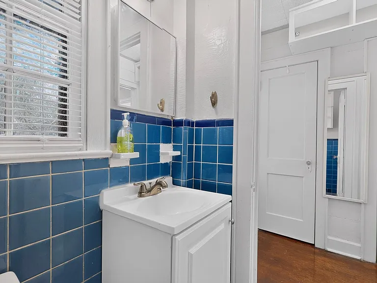 4205 Avenue B #GARAPT — Photo 21