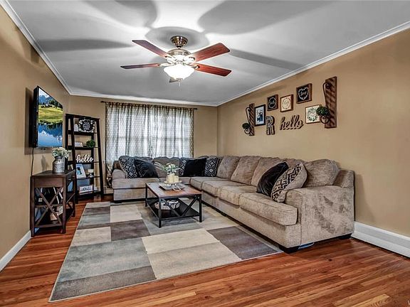 5th image of 170 Orchard Dr