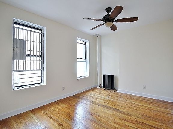 2nd image of 25 Cornelia St APT 25