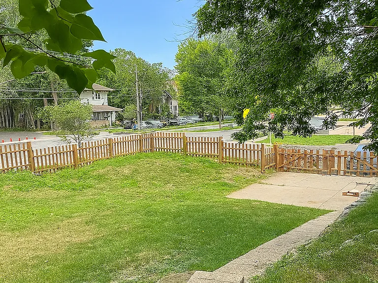 728 Wayzata Blvd E — Photo 5