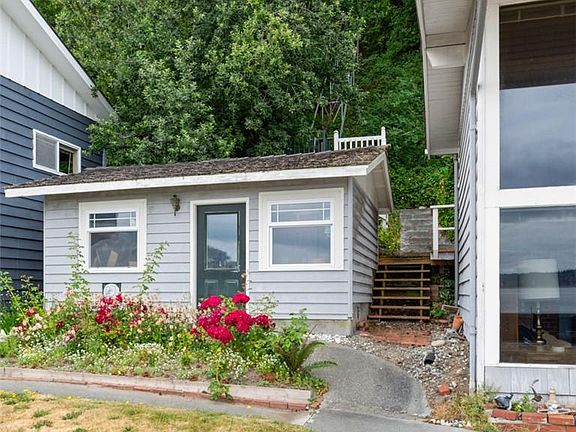 3rd image of 4077A Saratoga View Walk