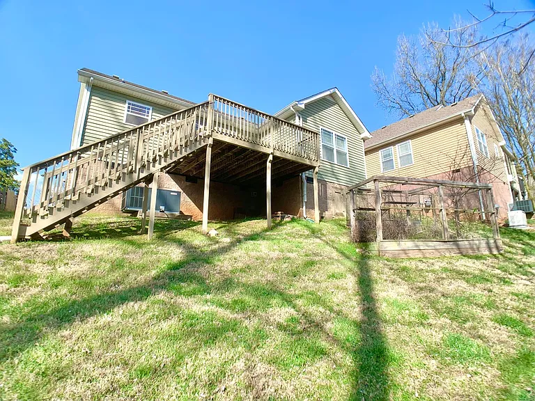 1016 Sunset Dr — Photo 38