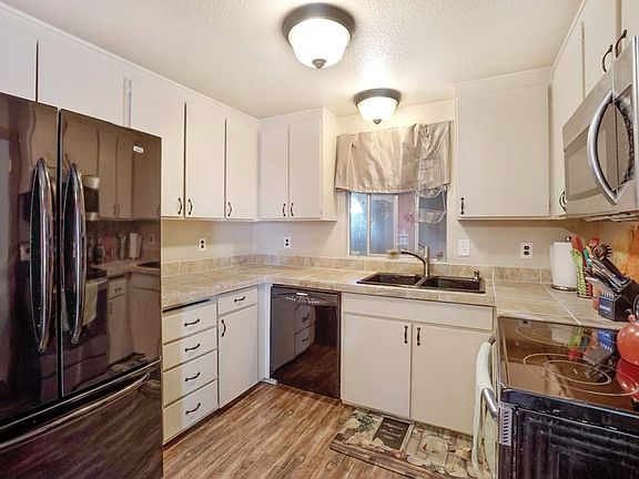 4th image of 3123 45th Ave NE