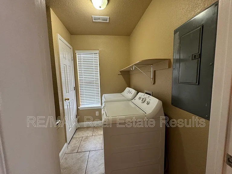 1523 N Dawn Dr — Photo 19