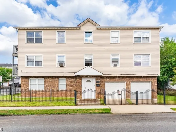 42 S 5Th St, Elizabeth City, NJ 07206