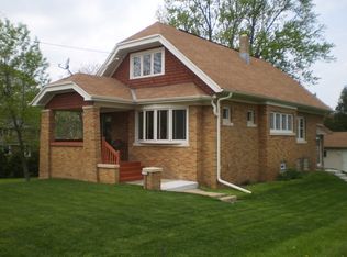 17380 W Greenfield Ave, Brookfield, WI 53045