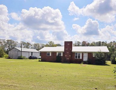 5601 Pine Forest Rd, Mc David, FL, 32568