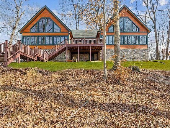 2nd image of 2100 Baileys Point Rd