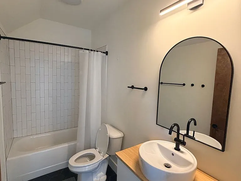 3535 Oswald St — Photo 8