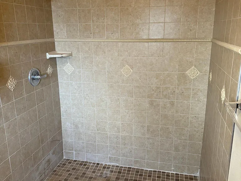 1116 N Olsen Ave — Photo 17