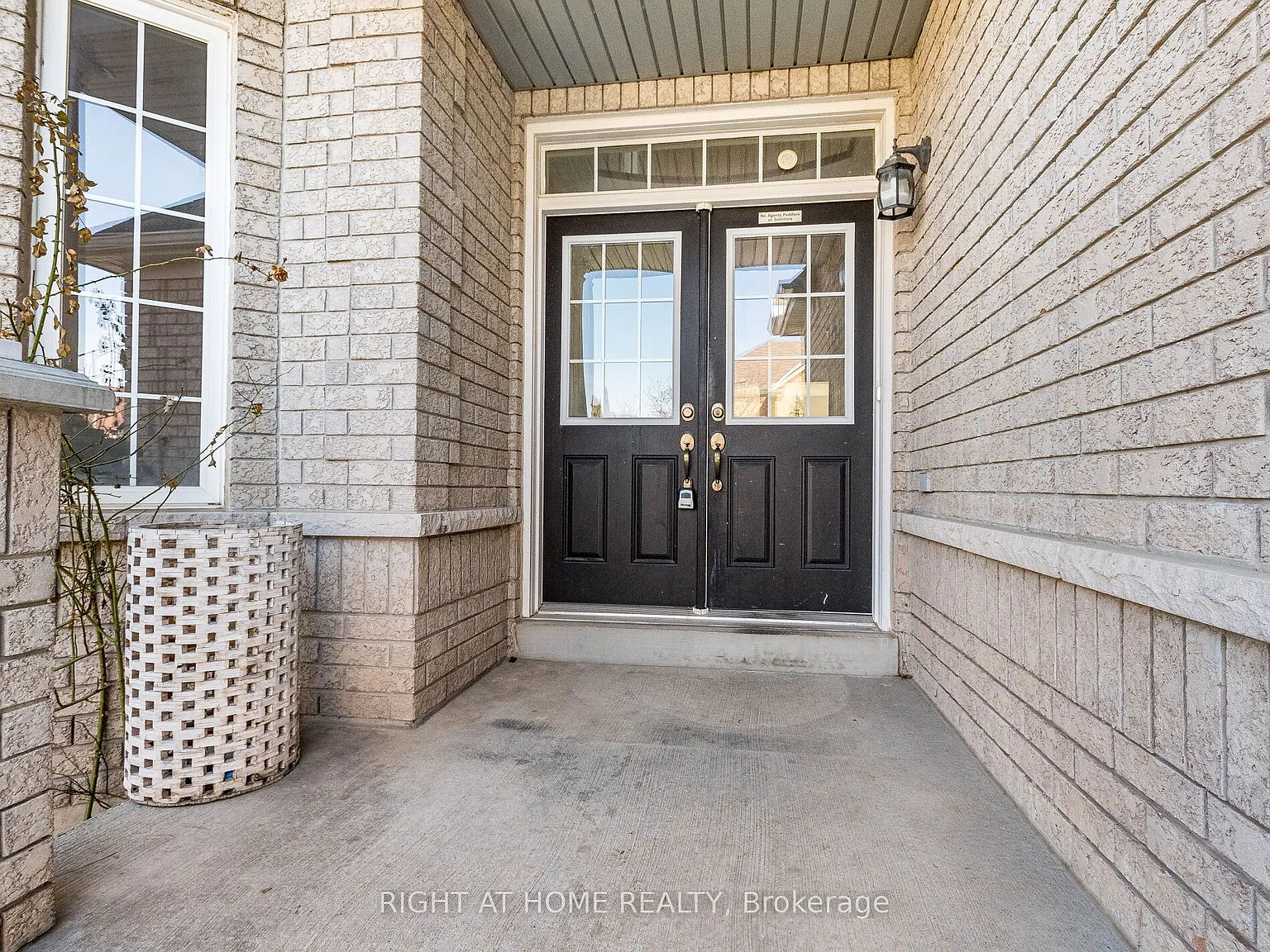 4 bed, $4,750 — Photo 2
