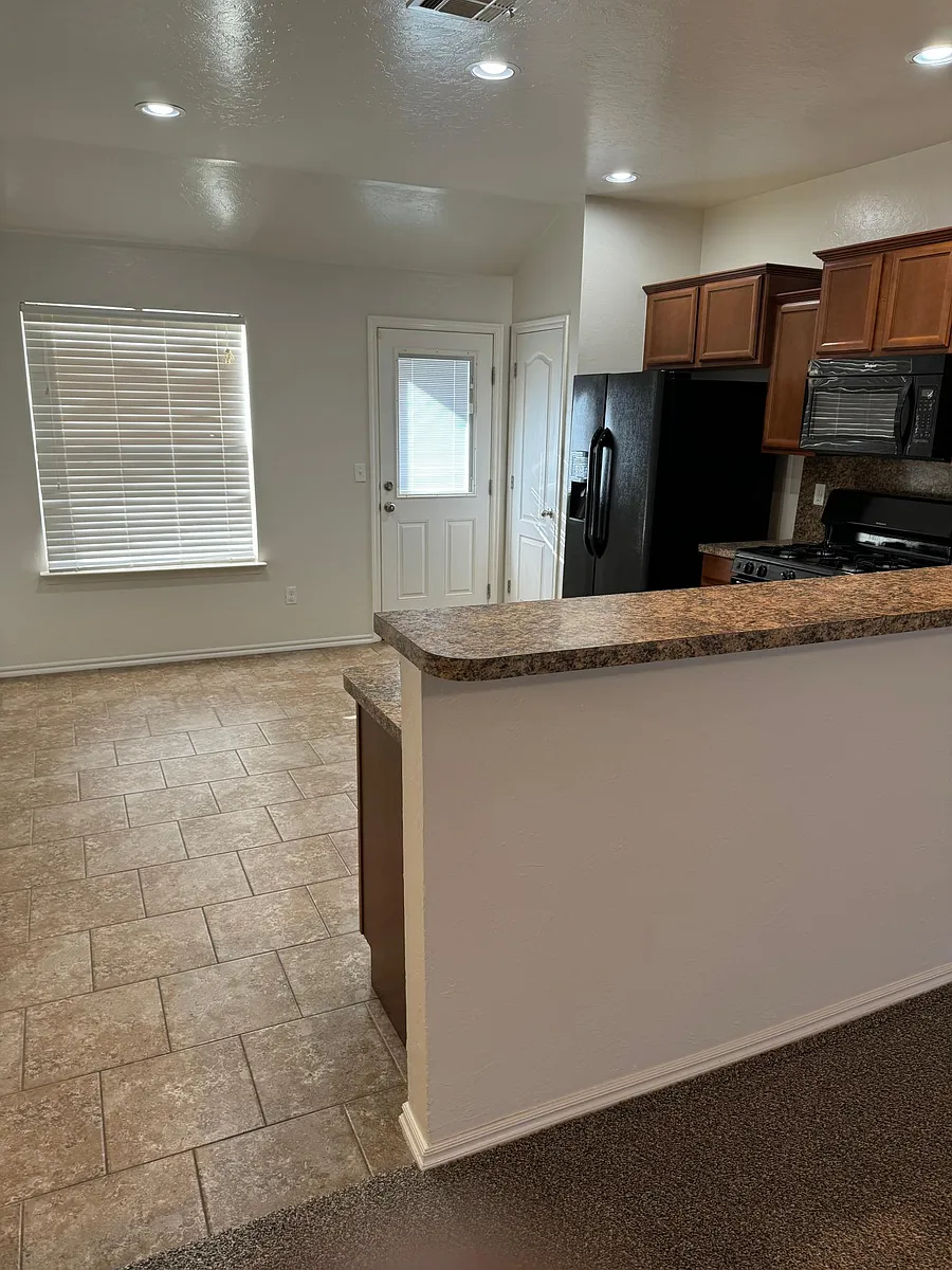 Building Photo - 9609 Kylie Dr