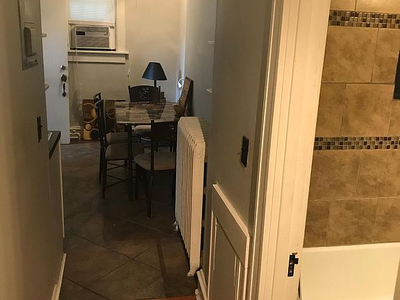 4th image of 4816 Chicago St APT 3