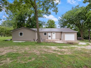 185 Storage Rd, Eldon, MO 65026