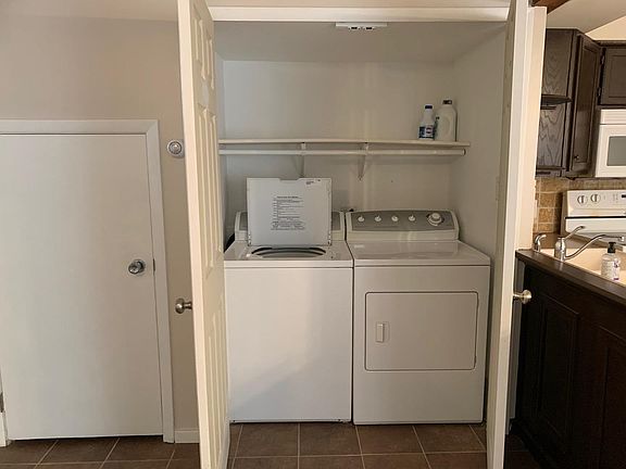 4th image of 3357 Beacon St Unit 24