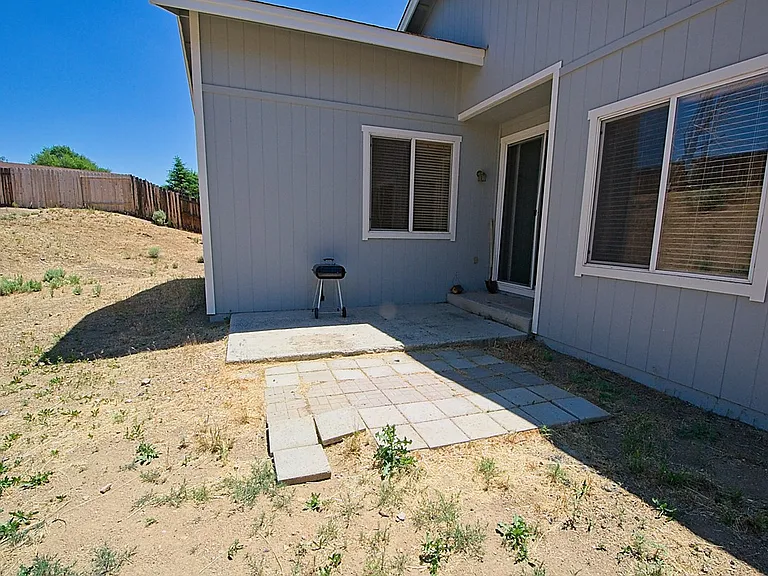 20945 White Rock Dr — Photo 15