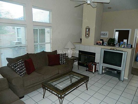 3rd image of 4608 Crimson Leaf Dr