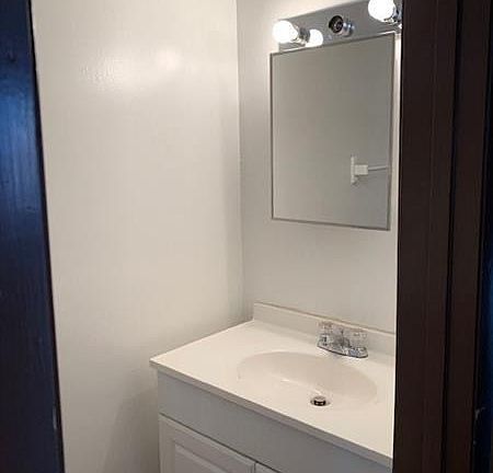 5th image of 965 Academy Heights Dr