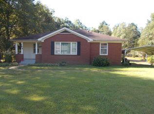 890 Chickasaw Dr, Grenada, MS 38901