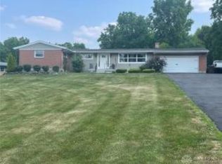 640 White Oak Dr, Springfield, OH