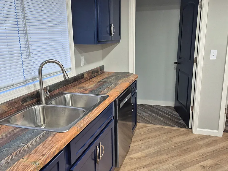 42 N Dennis Trl — Photo 10