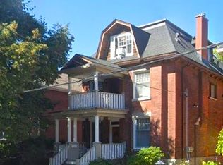 25 Delaware Ave #3, Ottawa, ON K2P 0Z2