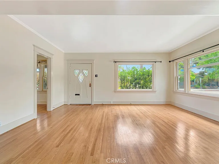 351 Newport Ave — Photo 4