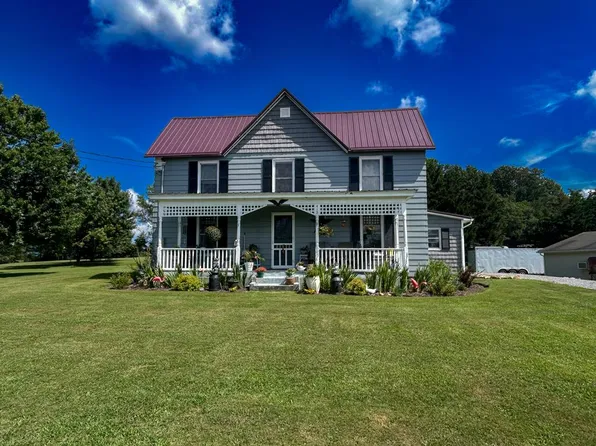 412 Jefferson Ave, Rural Retreat, VA 24368