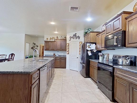 3rd image of 4413 W 25th Ln