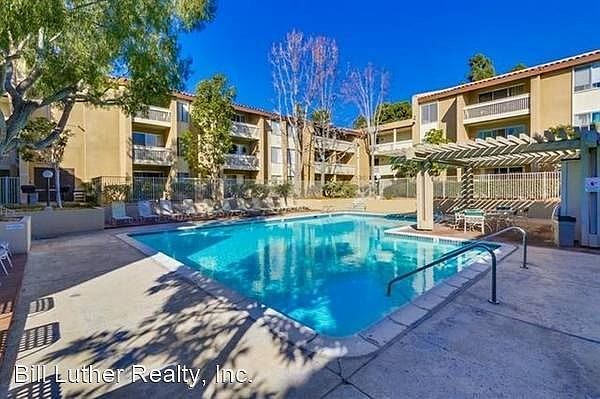 1st image of 1855 Diamond St #5