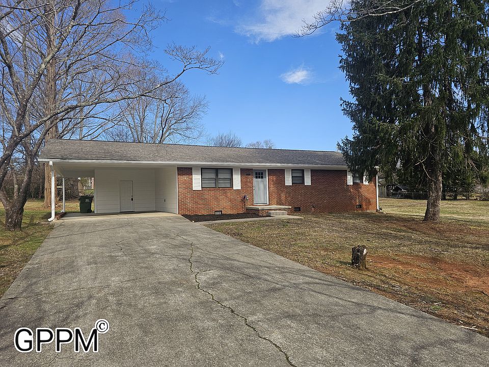 1st image of 1767 Scenic Dr