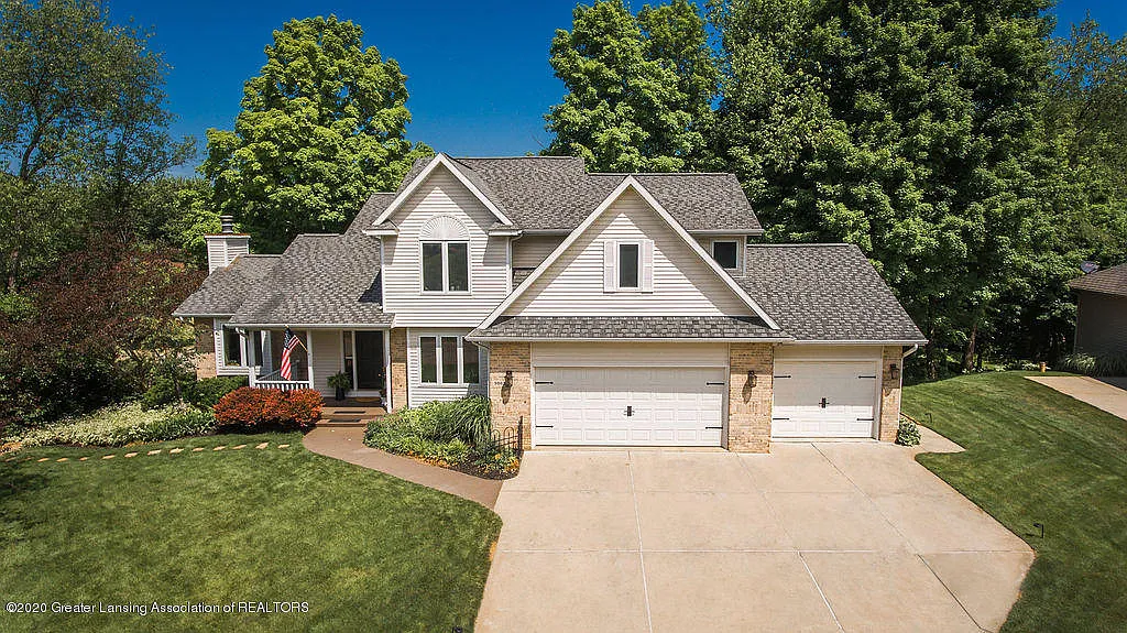 9863 Brooks River Dr photo 1