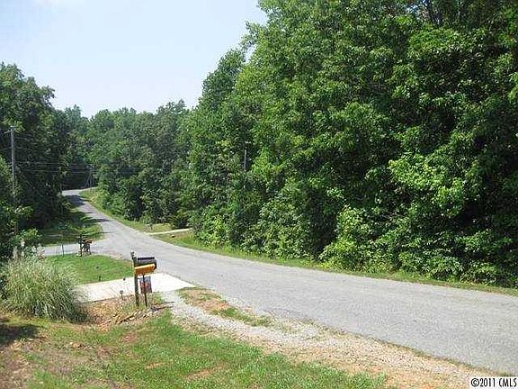 5th image of 0 Hillview Dr