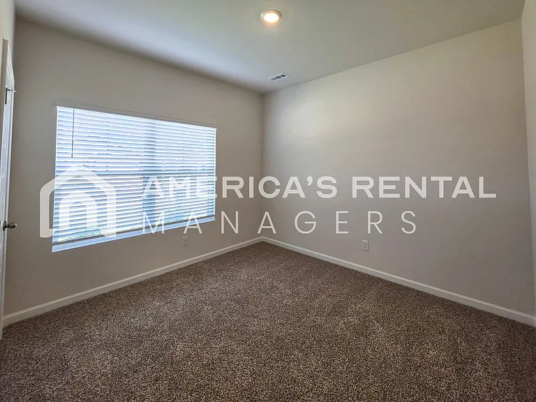 334 Ruby Elm Ave — Photo 8