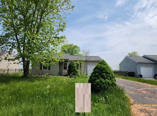 684 S Water St, Williamsport, OH 43164
