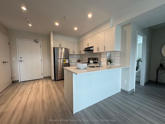 4th image of 1015 Innisfil Beach Rd #514